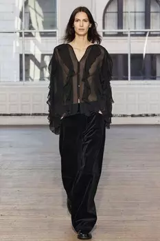 Блузка с оборками ZARA, черный