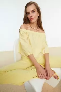 Блузка с открытыми плечами Trendyol, желтый