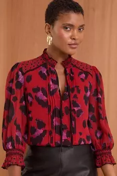 Блузка с принтом и V образным вырезом, присборенными манжетами Love & Roses, красный