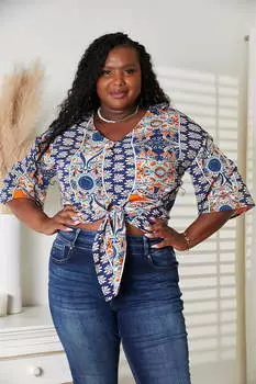 Блузка с V-образным вырезом и рукавами три четверти, завязывающимся подолом FASHNZFAB, темно-синий