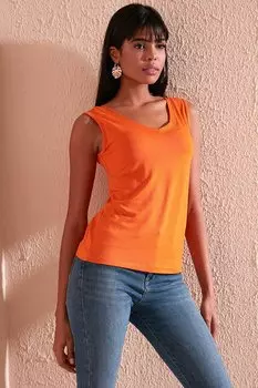 Блузка с V-образным вырезом на толстых бретелях 5864384 Lela, апельсин