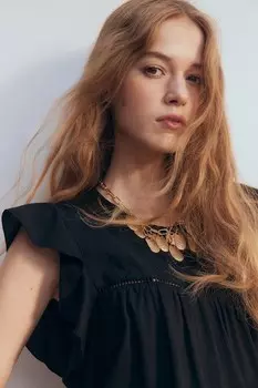 Блузка с воланами на рукавах H&M, черный