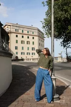 Блузка с вышивкой рисунком ZARA, хаки