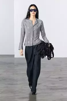 Блузка с вышивкой ZARA, серый