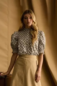 Блузка Silvia с оборкой на шее Joules, зеленый