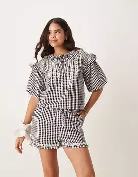 Блузка в черную клетку Neon Rose со сборками и рукавами-фонариками