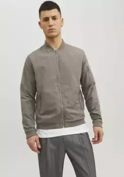 Блузон Jack & Jones "JJERUSH BOMBER NOOS", цвет Falcon