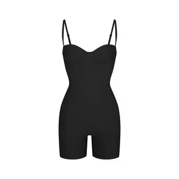 Боди core sculpt underwire до средней части бедра SKIMS, цвет onyx