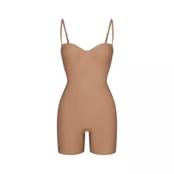 Боди core sculpt underwire до средней части бедра SKIMS, цвет sienna