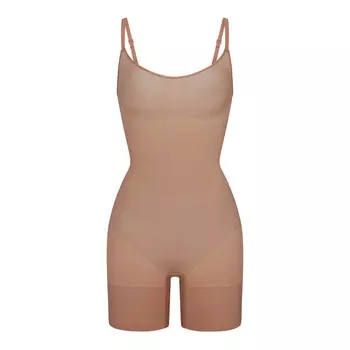 Боди до средины бедра SKIMS Everyday Sculpt, цвет Sienna