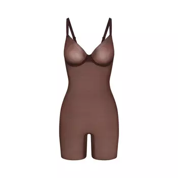 Боди на косточках до средней длины бедра SKIMS Simply Bare, цвет Cocoa