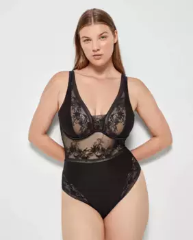 Боди на косточках и сверхлегких чашках из пеноматериала из кружевной ткани Gisela, черный