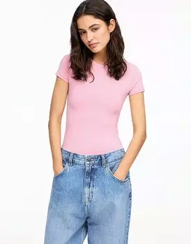 Боди Pull&Bear из полиамида с короткими рукавами розового цвета