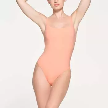 Боди с квадратным вырезом SKIMS, цвет faded nectar