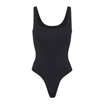 Боди-стринги SKIMS Soft Smoothing Seamless, цвет Onyx
