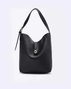 Большая однотонная сумка через плечо с шариковой застежкой Parfois, черный