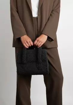 Большая сумка ROBYNMBG Markberg, черный