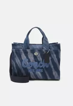 Большая сумка TIE DYE CARGO TOTE Coach, темно-синий