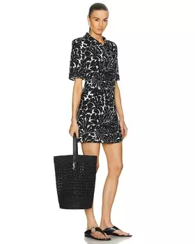 Большая сумка-ведро Cecile Saint Laurent, цвет Noir