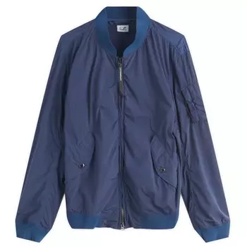 Бомбер Arm lens C.P. Company, цвет oceana