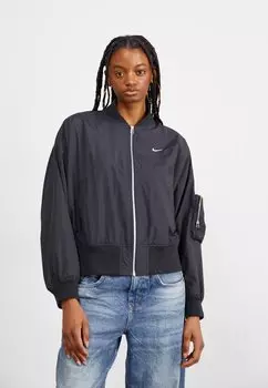 Бомбер Nike, черный