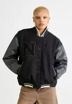 Бомбер Nike, черный