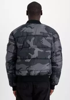 Бомбер PUFFER Alpha Industries, цвет Black Camo
