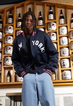 Бомбер Tommy Jeans