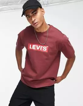 Бордовая футболка Levi's с логотипом на язычке