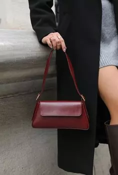 Бордово-красная женская закрытая сумка простого дизайна MADAMRA