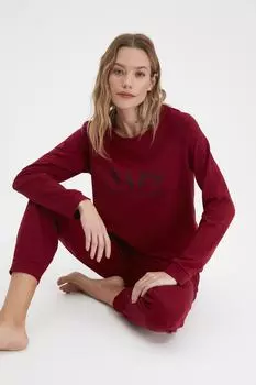Бордово-красный трикотажный пижамный комплект с футболкой и надписью Jogger Trendyol, бордовый
