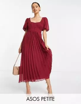 Бордовое фактурное платье миди со складками и отделкой фестонами ASOS DESIGN Petite