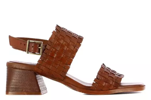 Босоножки Ada на каблуке Camila'S, коричневый