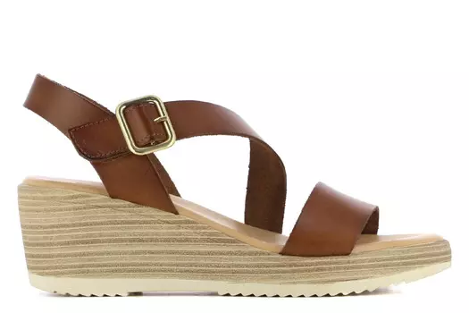 Босоножки April на танкетке Casas, коричневый