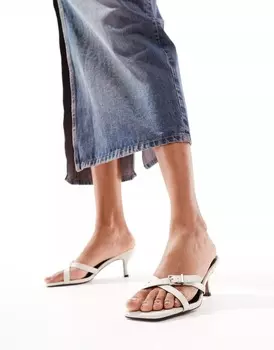 Босоножки Asos Design Hendrix Buckle Detailed Kitten Heeled, белый
