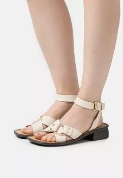 Босоножки ASRA