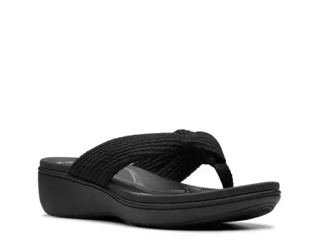Босоножки BreezeRae Erin на платформе Clarks, Black