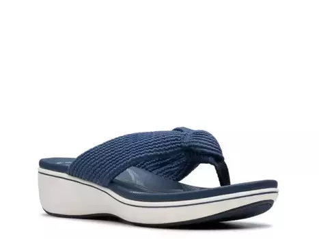 Босоножки BreezeRae Erin на платформе Clarks, Navy