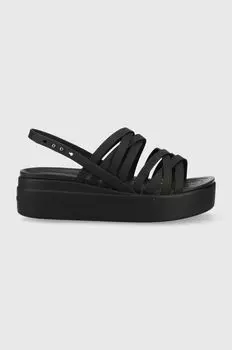 Босоножки Brooklyn с ремешками на низкой танкетке Crocs, черный
