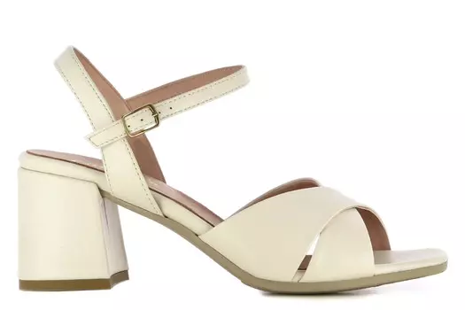 Босоножки Emily на каблуке Camila'S, белый