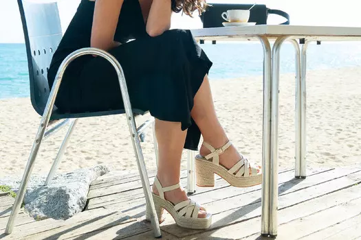 Босоножки Fenya на каблуке Camila'S, белый