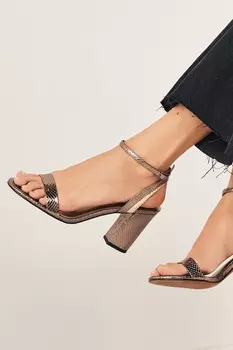Босоножки Forever Comfort на блочном каблуке Next, серебряный