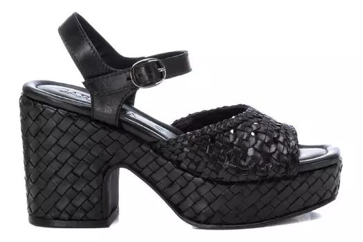 Босоножки на каблуке 161637 Carmela, черный