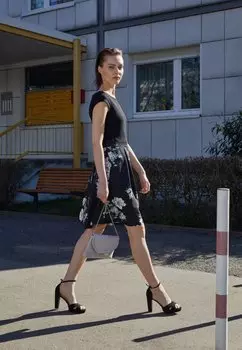 Босоножки на каблуке Anna Field, черный