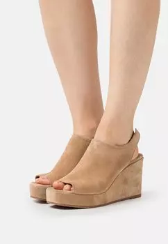 Босоножки на каблуке Billi Bi, бежевый