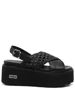 Босоножки на каблуке Cult, черный