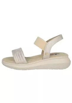 Босоножки на каблуке Mustang, золотой