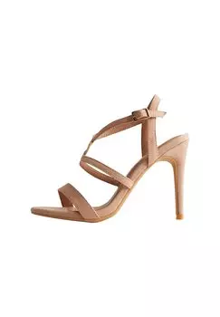 Босоножки на каблуке New Look