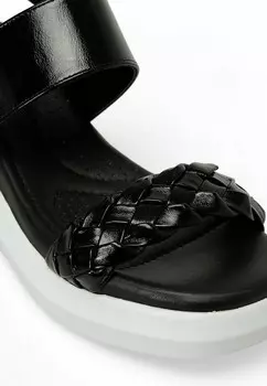 Босоножки на платформе COMFORT MERATRA Nine West, черный