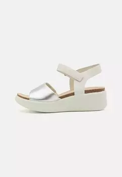 Босоножки на платформе FLOWT WEDGE CORK ECCO, серебристый